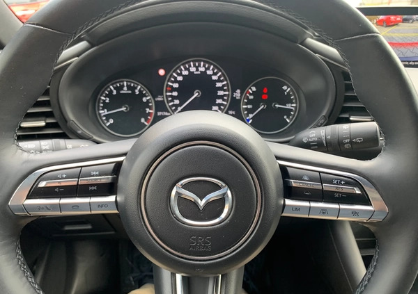 Mazda 3 cena 85900 przebieg: 37200, rok produkcji 2020 z Przasnysz małe 56